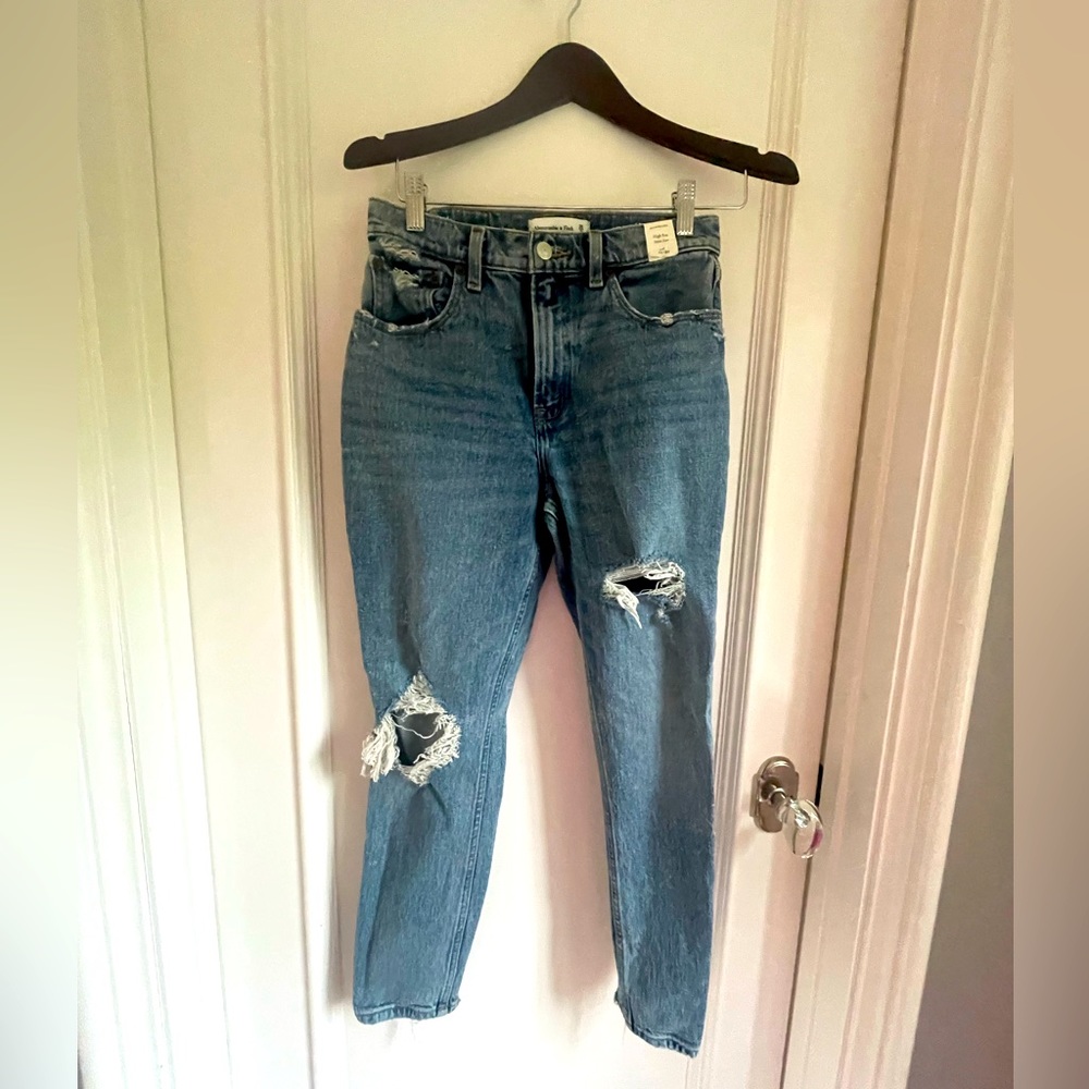 Abercrombie and Fitch Denim Jeans. New with tags! High Rise Mom Jean. Size: 26